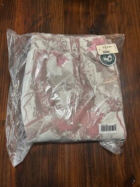 Brand new with tags-Aeropostale camo like sweatpants